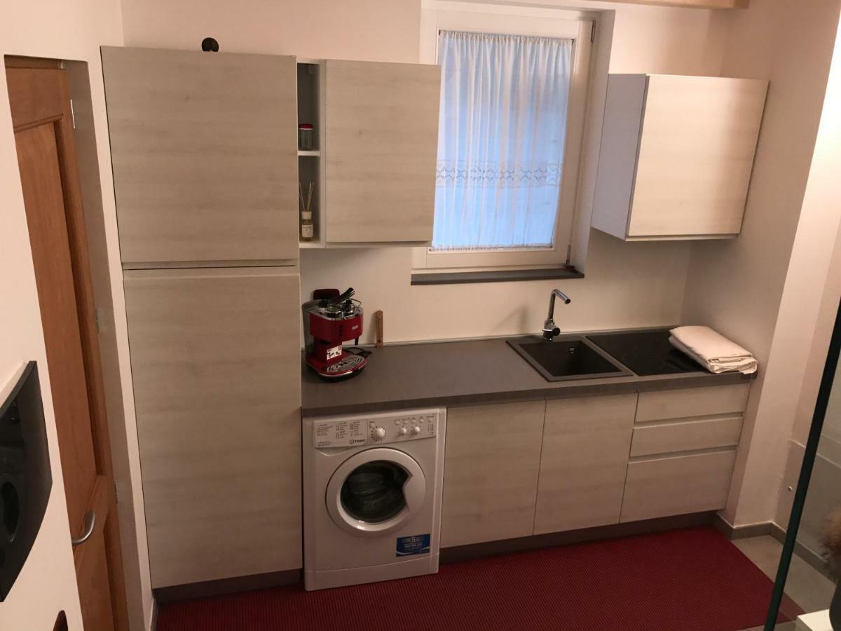 アオスタCasa Angela Cir 0057アパートメント エクステリア 写真