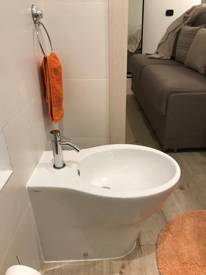 アオスタCasa Angela Cir 0057アパートメント エクステリア 写真
